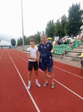 SLIKA 6 Nad turnirjem je pozorno bdel predsednik NK Šentjernej Tomaž Strgar